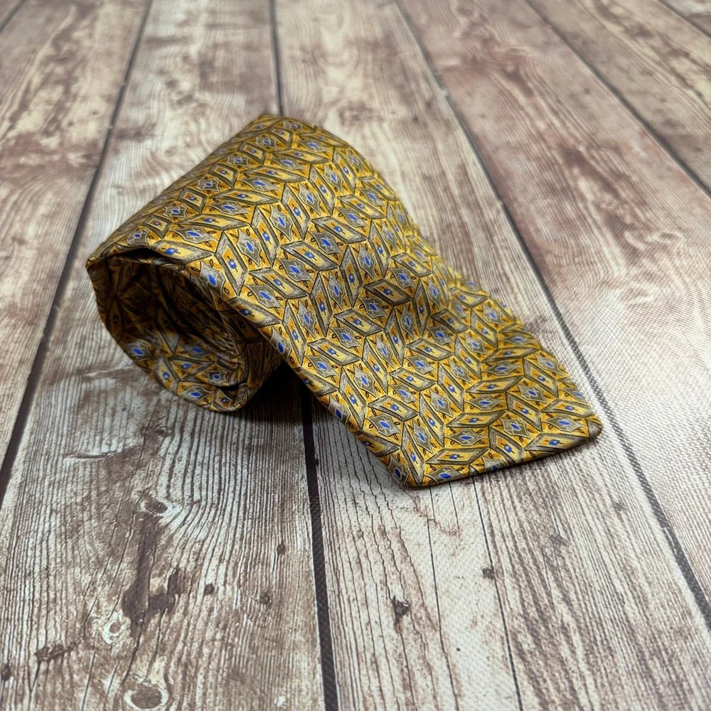 Stafford Executive Geometric Necktie Mens One Size Gold Silk Made In Italy